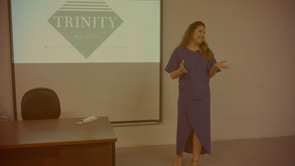 Palestra com ex-aluna Mariana Niiya